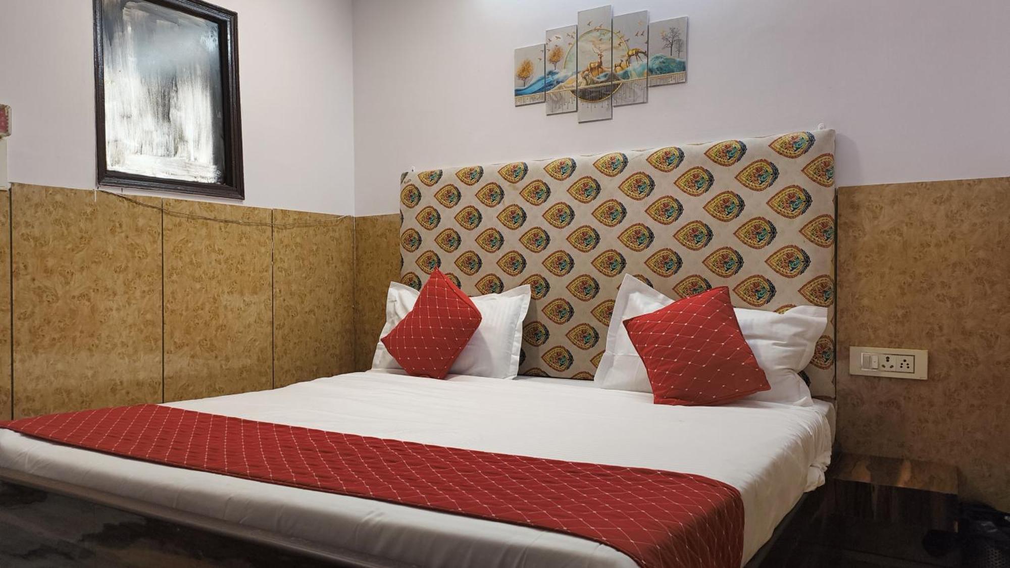Hotel Metro Park New Delhi Exterior photo