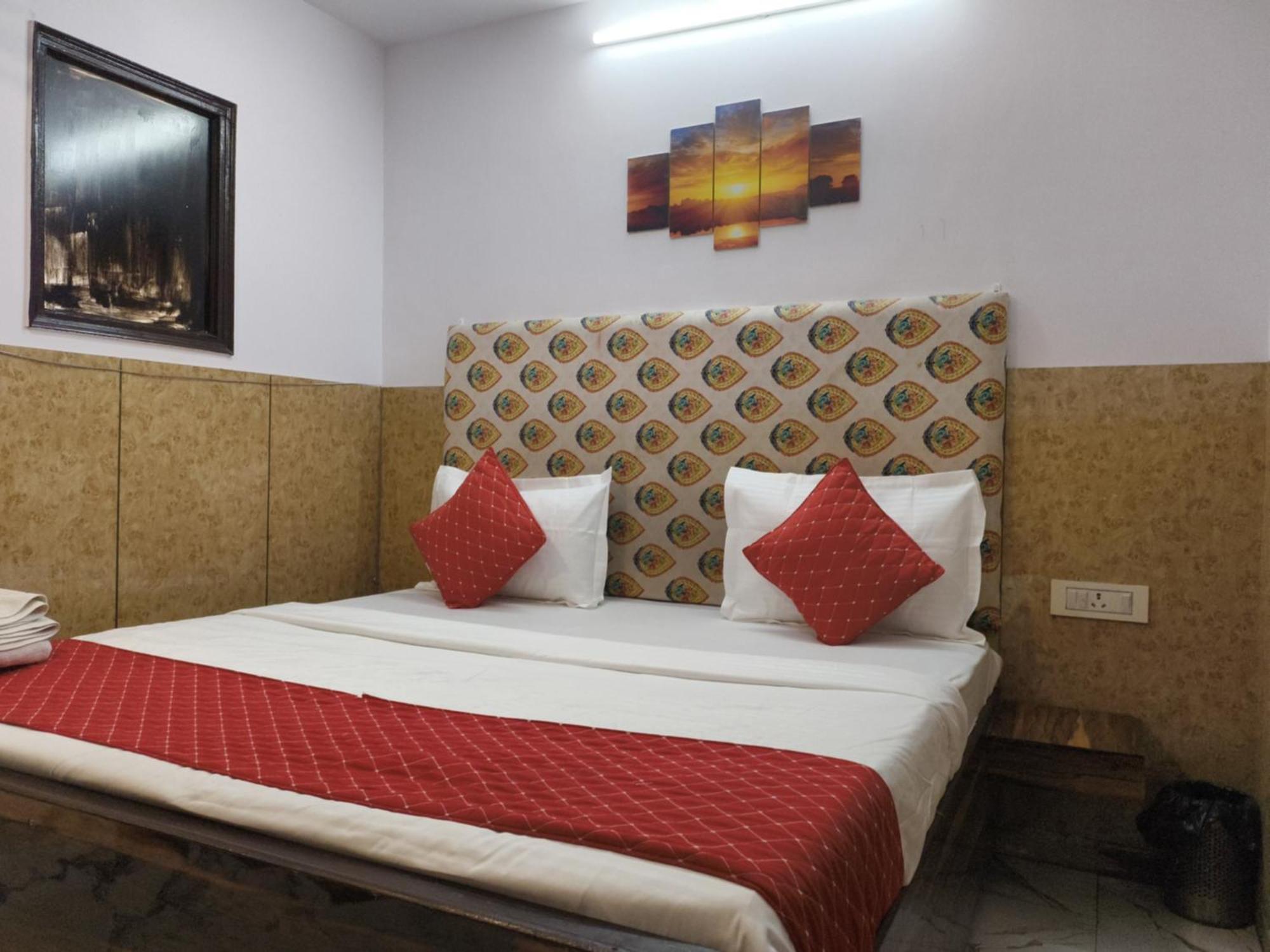 Hotel Metro Park New Delhi Exterior photo